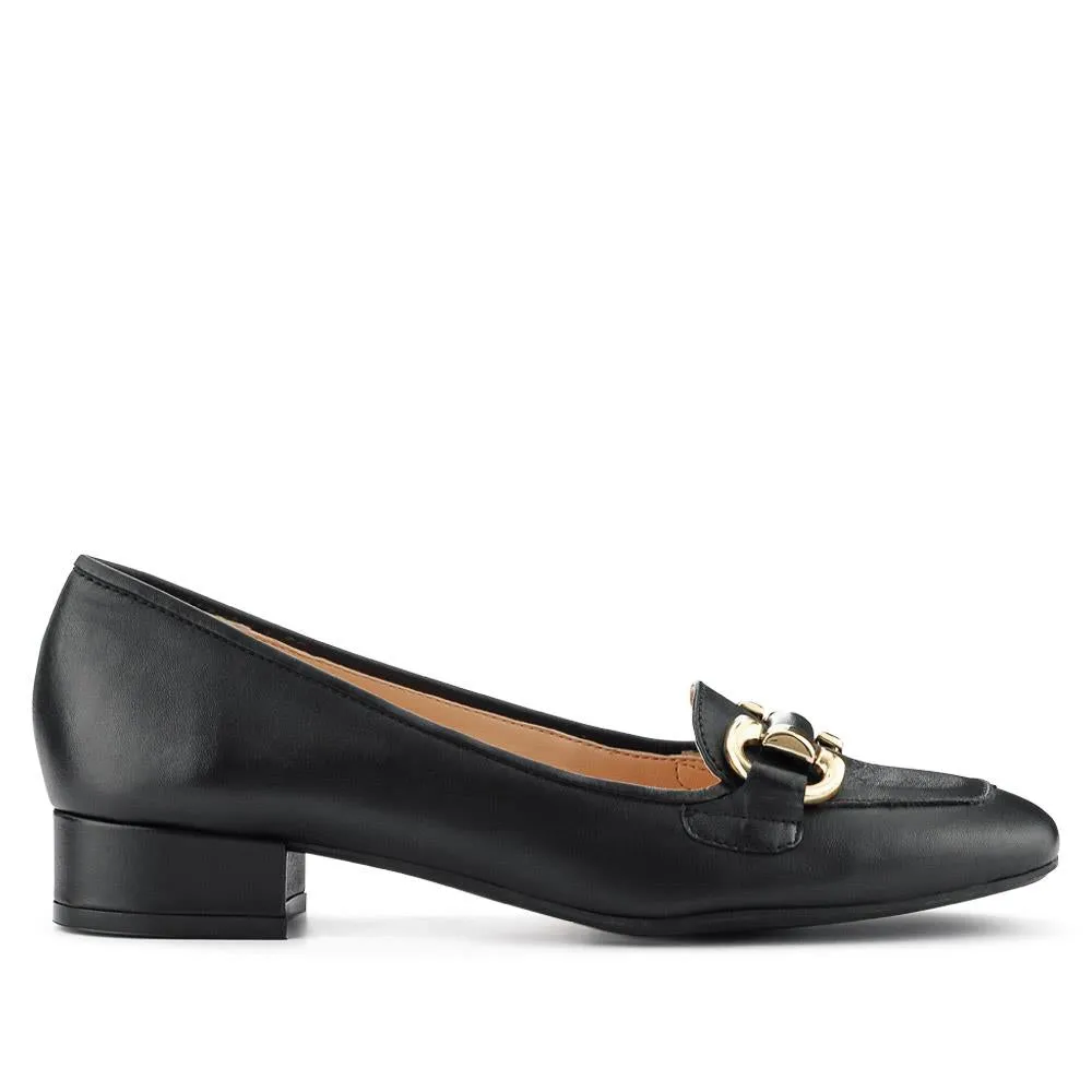 Editta Smart Leather Slip-On Shoes - EDITTA / 327 563