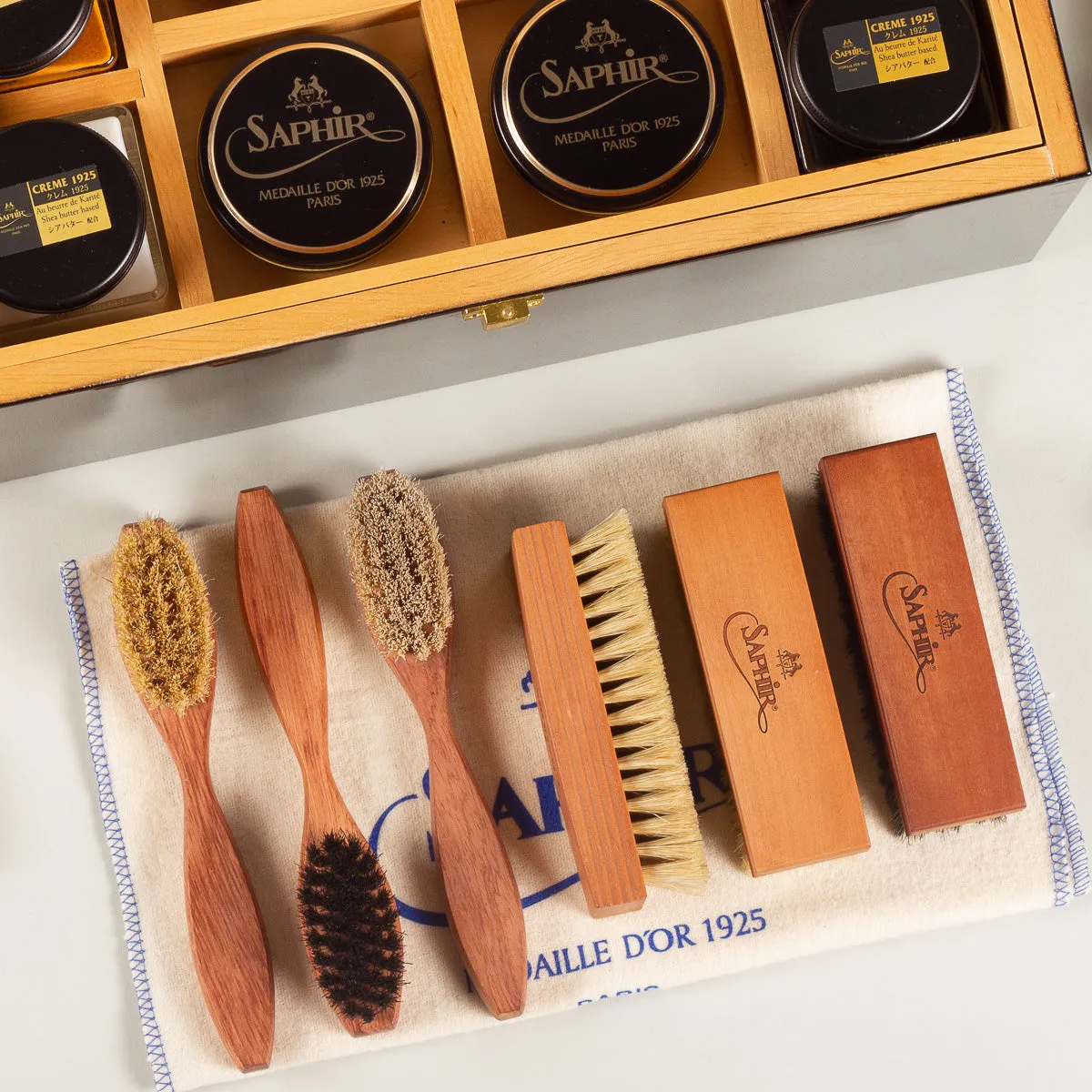 Shoe care valet Distinctivo Saphir